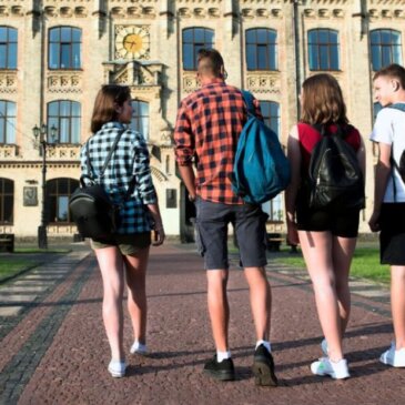 Storbritannien lemper rejsereglerne for franske skolerejser